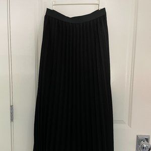 A New Day XS pleated black skirt